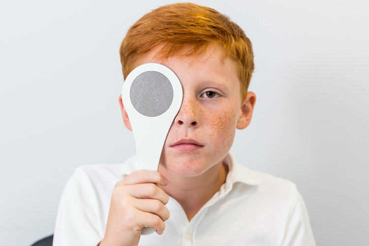 تنبلی چشم چیست؟